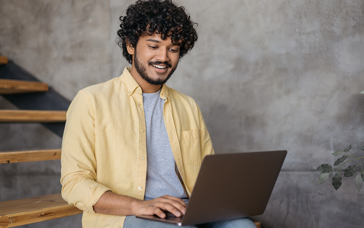 Finovia app benefits - enhanced financial control and user engagement
