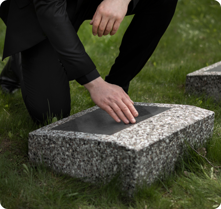Memorique app user interface - memorial plaque customization