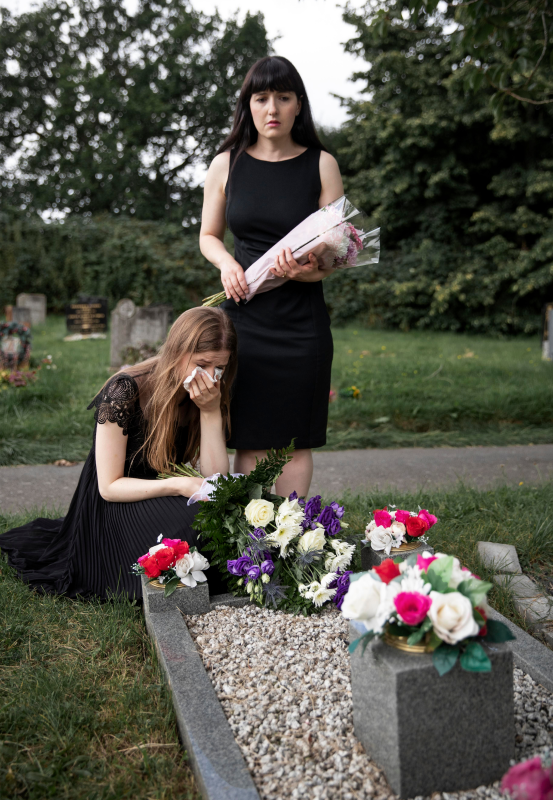 Memorique app - seamless online memorial creation